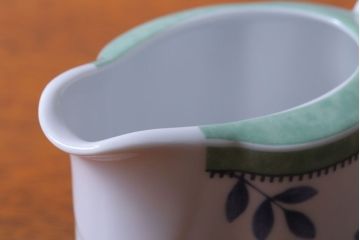 アンティーク雑貨　Villeroy&Boch(ビレロイ&ボッホ)　スイッチ3　カップ&ソーサー4客・クリーマー