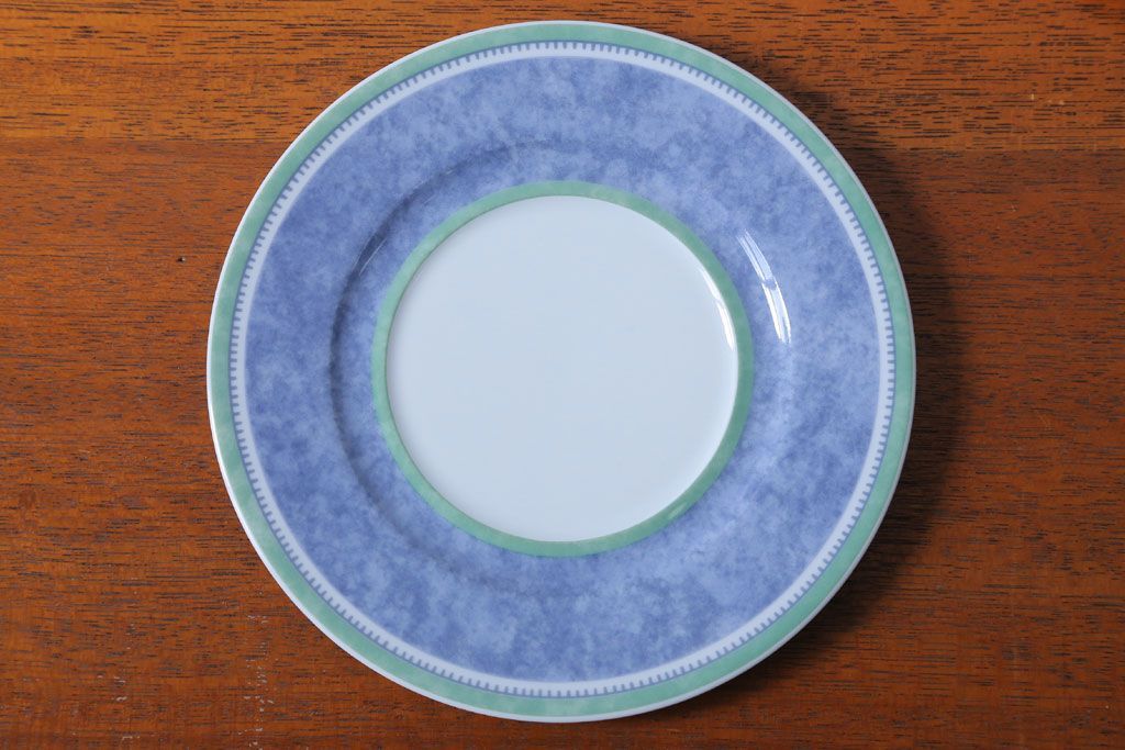 アンティーク雑貨　Villeroy&Boch(ビレロイ&ボッホ)　スイッチ3　カップ&ソーサー4客・クリーマー