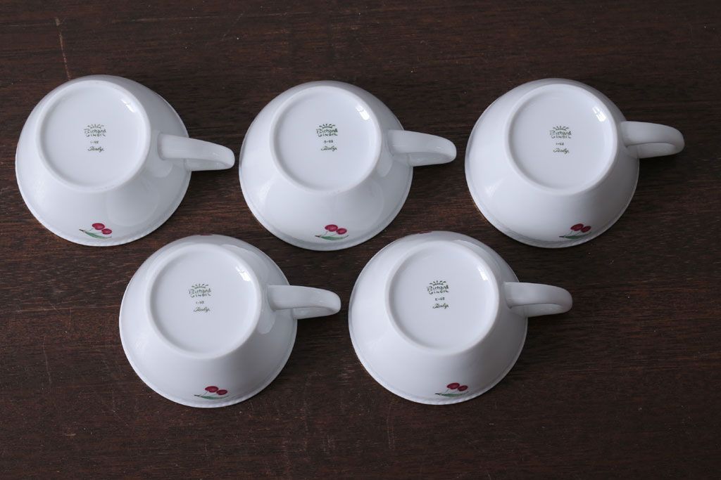 イタリアRichard Ginori(リチャードジノリ)　ボンジョルノチェリー　カップ&ソーサー5客セット(洋食器)