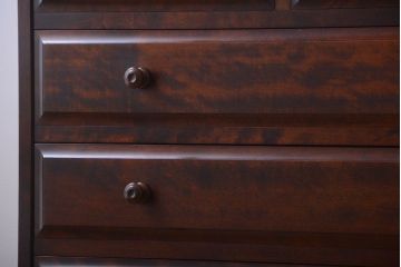 中古　北海道民芸家具　シックなチェスト(定価約24万円)(1)