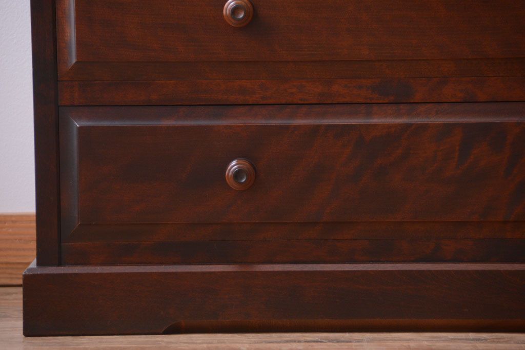 中古　北海道民芸家具　シックなチェスト(定価約24万円)(1)