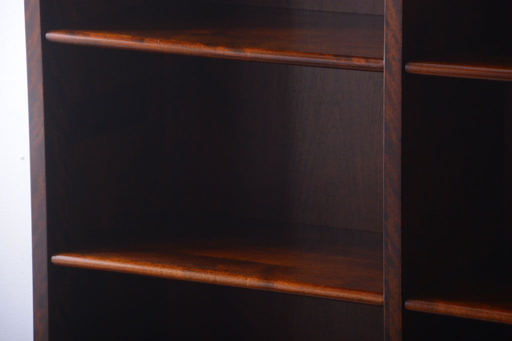 中古　民芸家具　高級品!シックでモダンな飾り棚(書棚)