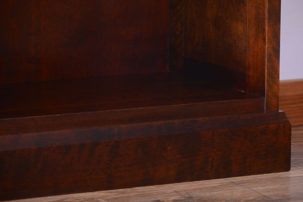 中古　民芸家具　高級品!シックでモダンな飾り棚(書棚)