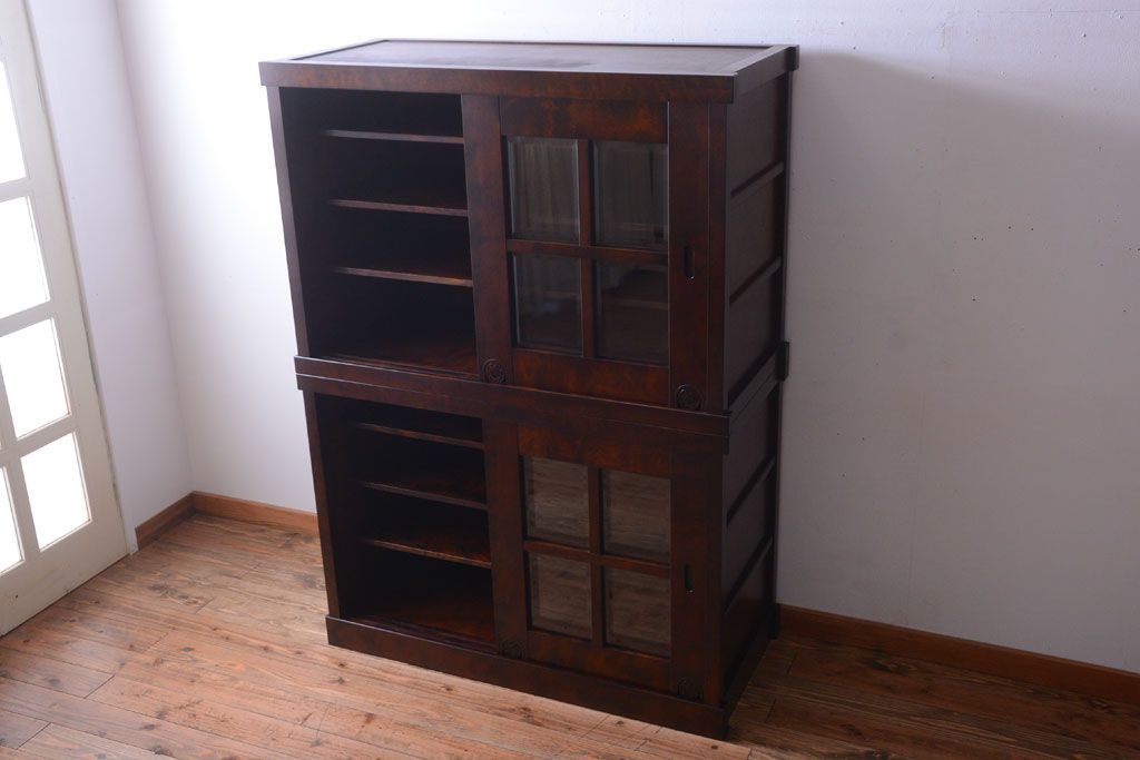 中古　民芸家具　高級品!シックでモダンな重ね食器棚