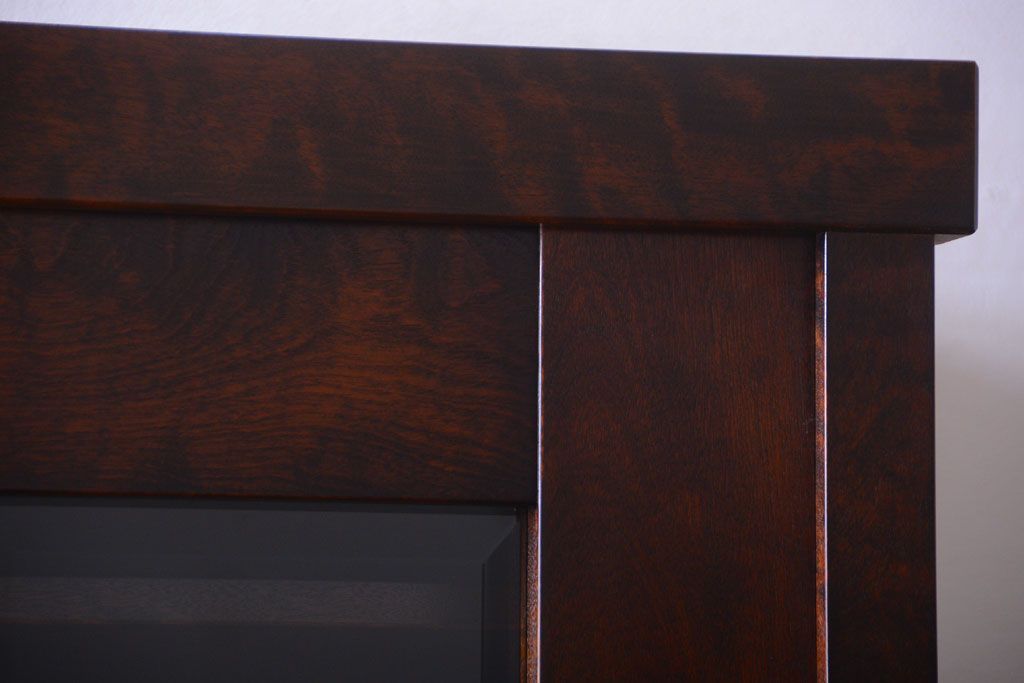 中古　民芸家具　高級品!シックでモダンな重ね食器棚