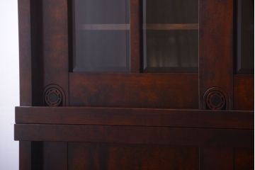 中古　民芸家具　高級品!シックでモダンな重ね食器棚