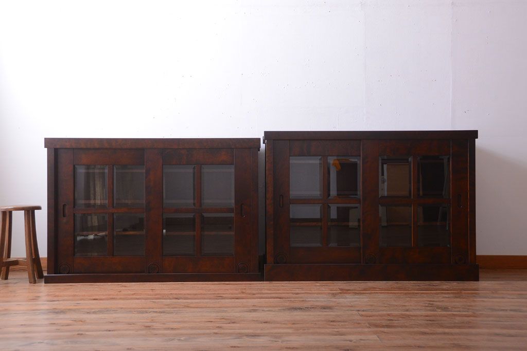 中古　民芸家具　高級品!シックでモダンな重ね食器棚