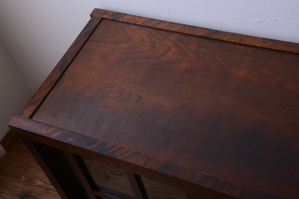 中古　民芸家具　高級品!シックでモダンな重ね食器棚