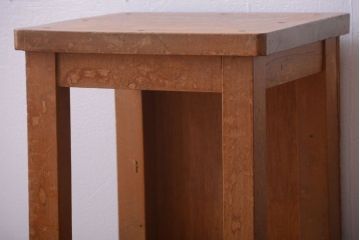 レトロ家具　昭和レトロ　古い学校の木製角スツール2脚セット(3)
