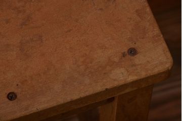 レトロ家具　昭和レトロ　古い学校の木製角スツール(1)