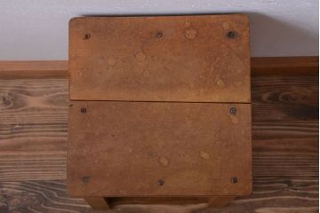 レトロ家具　昭和レトロ　古い学校の木製角スツール(2)
