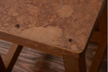 ヴィンテージ家具　ビンテージ　古い木のレトロな角スツール(1)