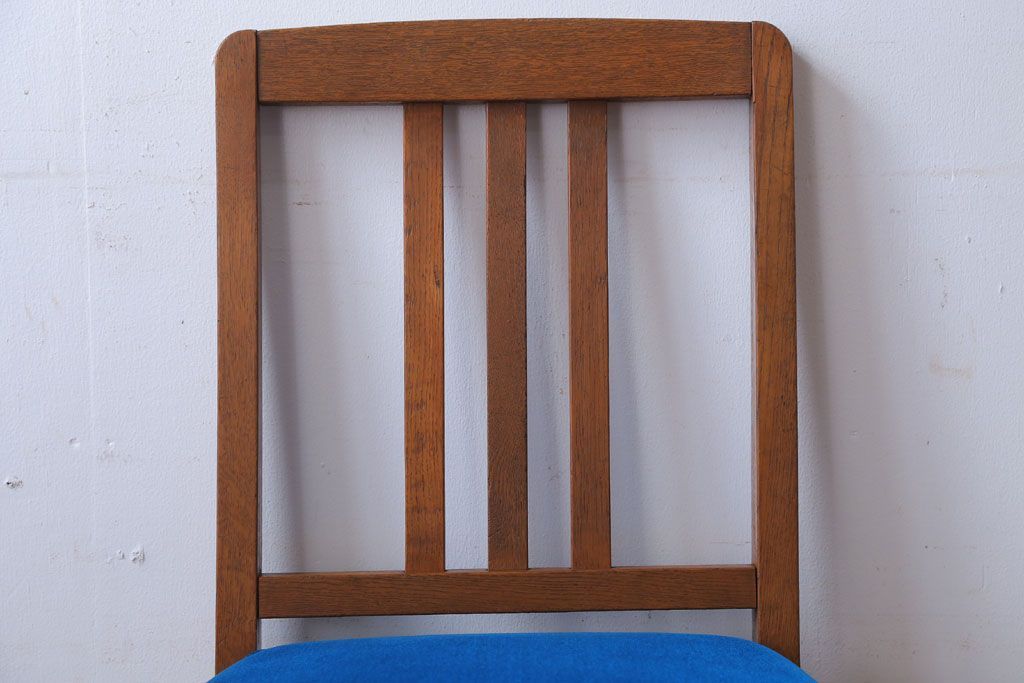 レトロ家具　和製アンティーク　レトロで小ぶりな木製チェア