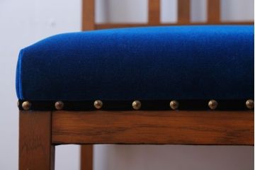 レトロ家具　和製アンティーク　レトロで小ぶりな木製チェア