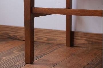 レトロ家具　和製アンティーク　レトロで小ぶりな木製チェア