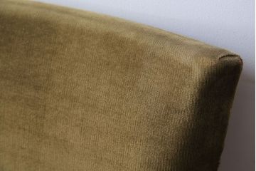 ヴィンテージ家具　ビンテージ　シャビーな風合いのアーム付き木製回転椅子