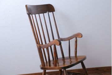 中古　ブランド家具　ブナ材のロッキングチェア