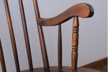 中古　ブランド家具　ブナ材のロッキングチェア