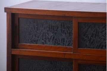 レトロ家具　昭和レトロ　結霜ガラス入りアンティーク収納棚