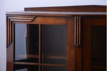 アンティーク家具　イギリスアンティーク　オーク材のペンタゴンブックケース