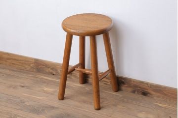 ヴィンテージ家具　ビンテージ　パイン材の小さな丸スツール(2)