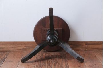 アンティーク家具　アンティーク　古い木製のおしゃれな回転スツール