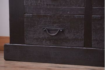 アンティーク家具　六尺　古民具・骨董　4枚引き戸の高級重ね収納棚(水屋箪笥)