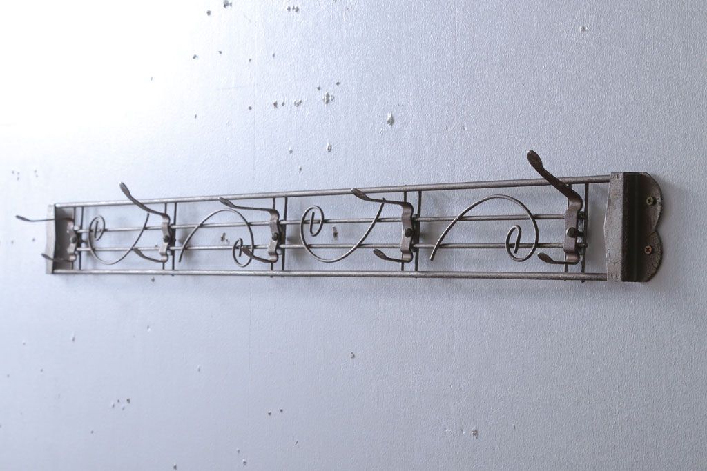 アンティーク雑貨　昭和レトロ　古いアイアンのおしゃれなウォールフック