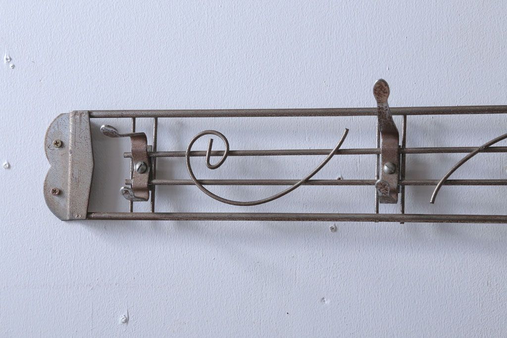 アンティーク雑貨　昭和レトロ　古いアイアンのおしゃれなウォールフック