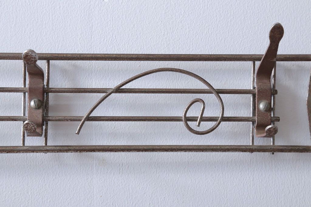アンティーク雑貨　昭和レトロ　古いアイアンのおしゃれなウォールフック