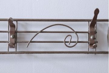 アンティーク雑貨　昭和レトロ　古いアイアンのおしゃれなウォールフック