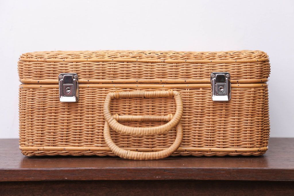 アンティーク雑貨　アンティーク　レトロな花柄がかわいいバスケット