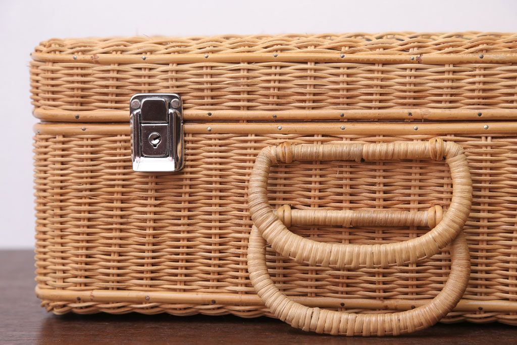 アンティーク雑貨　アンティーク　レトロな花柄がかわいいバスケット