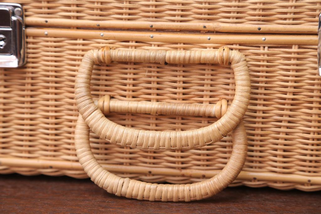 アンティーク雑貨　アンティーク　レトロな花柄がかわいいバスケット