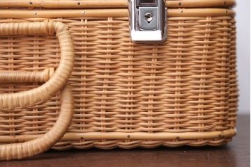 アンティーク雑貨　アンティーク　レトロな花柄がかわいいバスケット