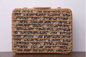 アンティーク雑貨　アンティーク　レトロな花柄がかわいいバスケット