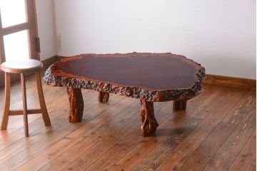 アンティーク家具　古民具・骨董　葡萄杢・鳥眼杢が美しい!高級花梨無垢材の輪切り座卓(テーブル瘤杢、カリン材)