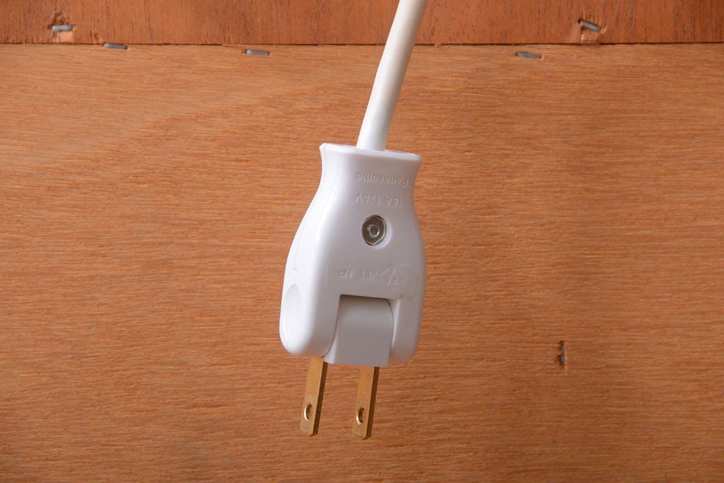 ヴィンテージ家具　北欧ビンテージ　おしゃれで大きなカップボード(サイドボード・ハイボード・キャビネット)