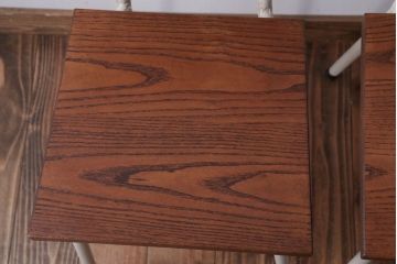 アンティーク家具　アンティーク　小振りなペイントアイアンレッグチェア2脚セット