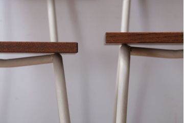 アンティーク家具　アンティーク　小振りなペイントアイアンレッグチェア2脚セット