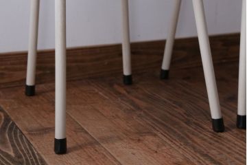 アンティーク家具　アンティーク　小振りなペイントアイアンレッグチェア2脚セット