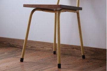 アンティーク家具　アンティーク　小振りなペイントアイアンレッグチェア