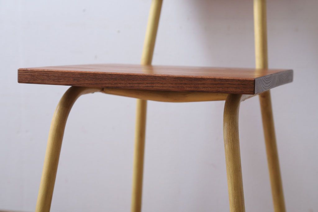 アンティーク家具　アンティーク　小振りなペイントアイアンレッグチェア