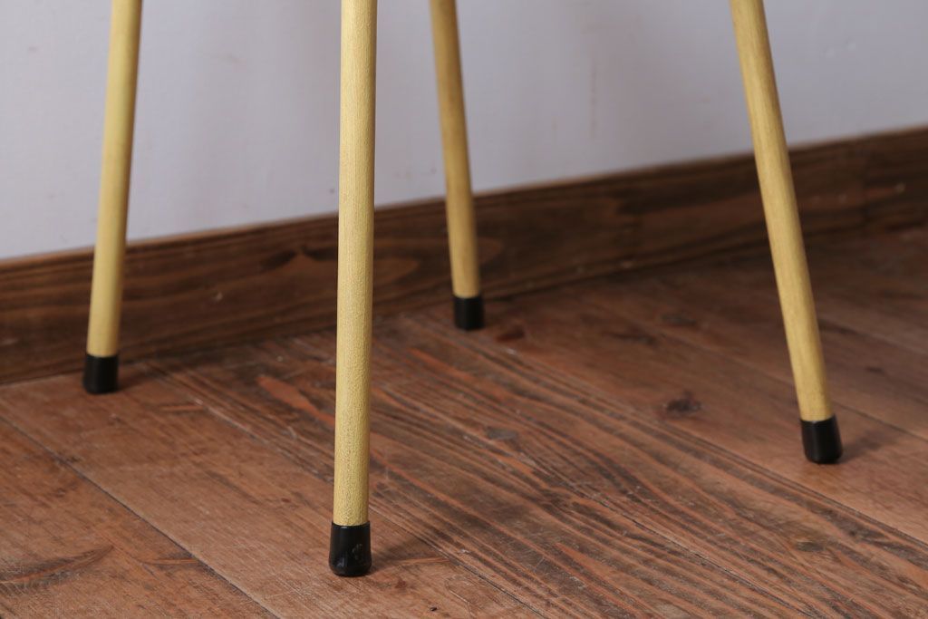 アンティーク家具　アンティーク　小振りなペイントアイアンレッグチェア