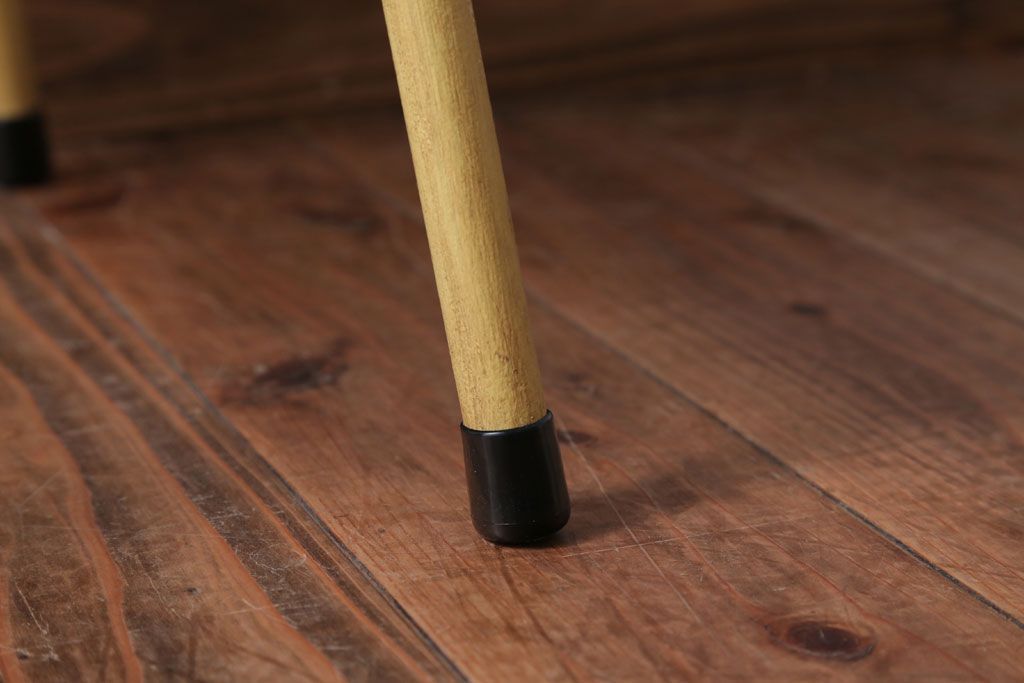 アンティーク家具　アンティーク　小振りなペイントアイアンレッグチェア