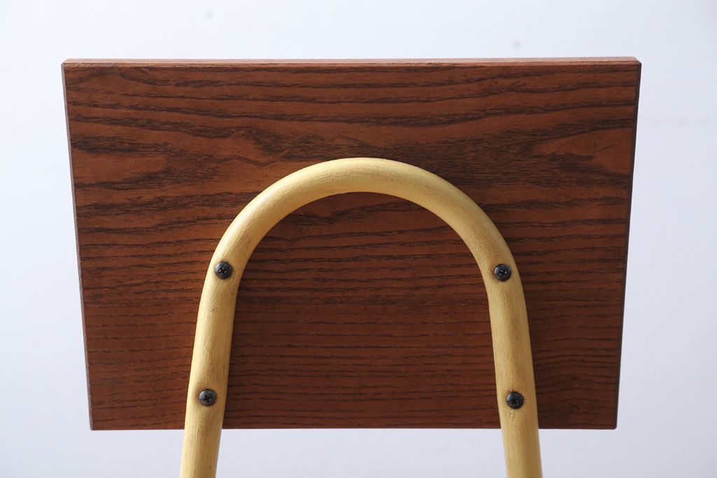 アンティーク家具　アンティーク　小振りなペイントアイアンレッグチェア