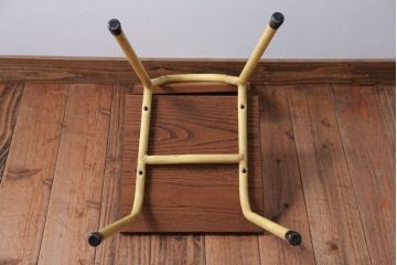 アンティーク家具　アンティーク　小振りなペイントアイアンレッグチェア