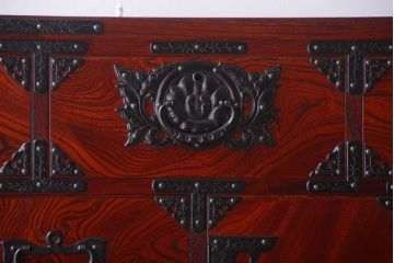 中古　伝統民芸家具 岩谷堂　横型衣装箪笥(和箪笥サイドボード)(定価約60万円)