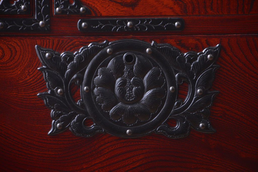 中古　伝統民芸家具 岩谷堂　横型衣装箪笥(和箪笥サイドボード)(定価約60万円)