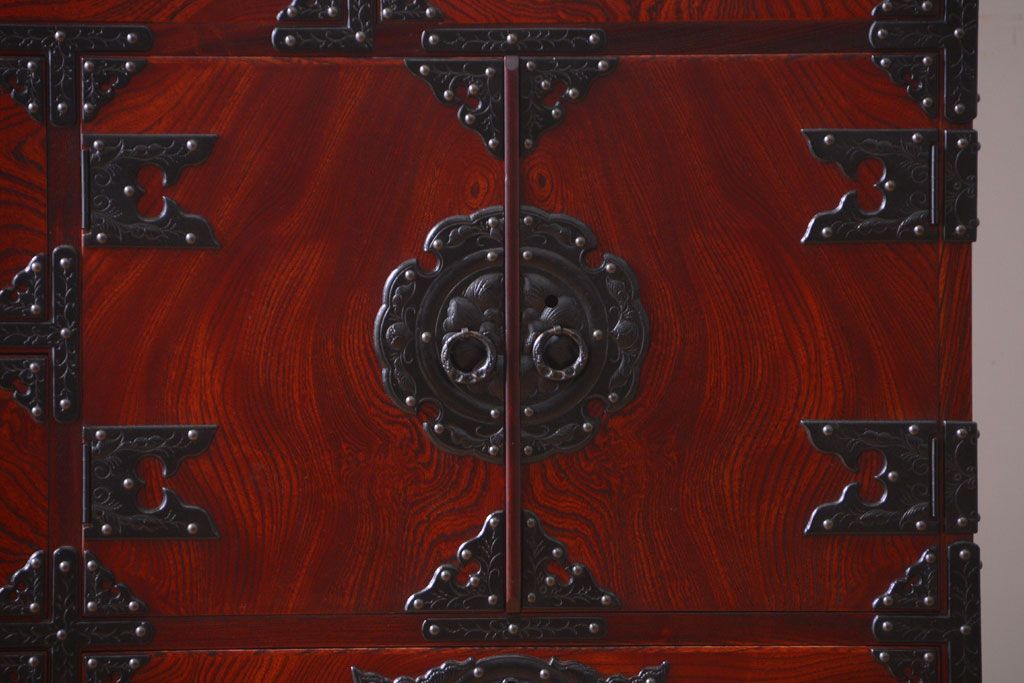 中古　伝統民芸家具 岩谷堂　横型衣装箪笥(和箪笥サイドボード)(定価約60万円)